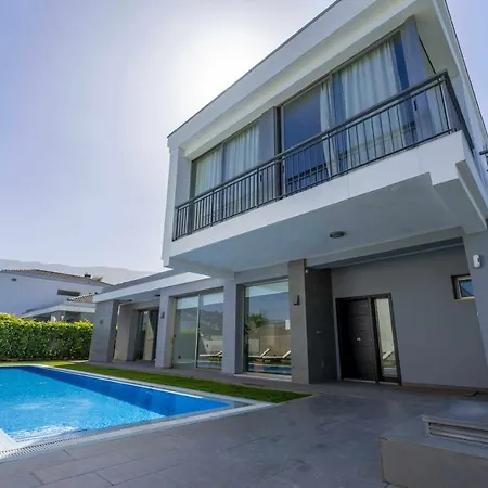 Luxury Atlante Con Piscina Climatiza Privada